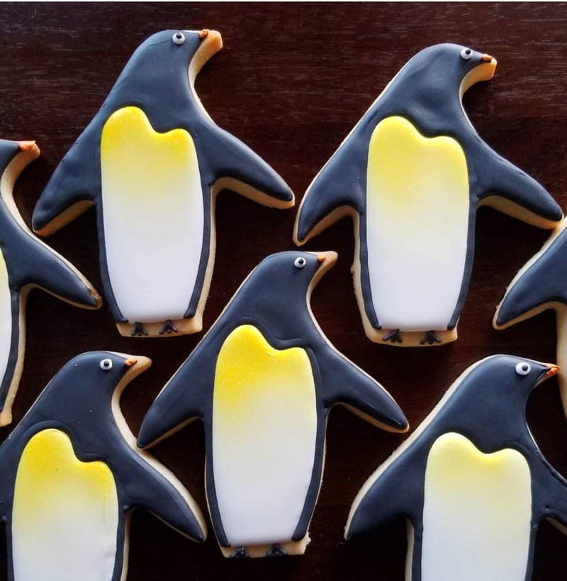 Penguin Cookie Cutter (5" tall)