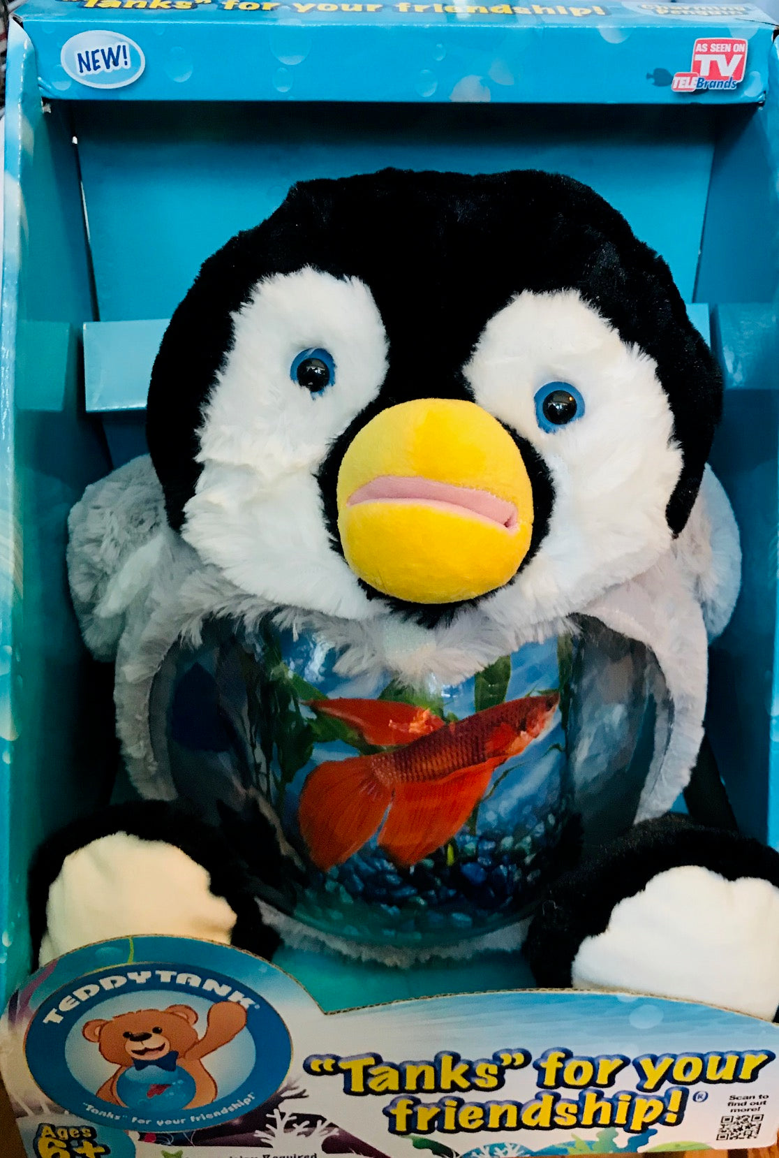 Tanks Charming Penguin Fish Tank Bank (14 Tall) – Penguin Gift Shop