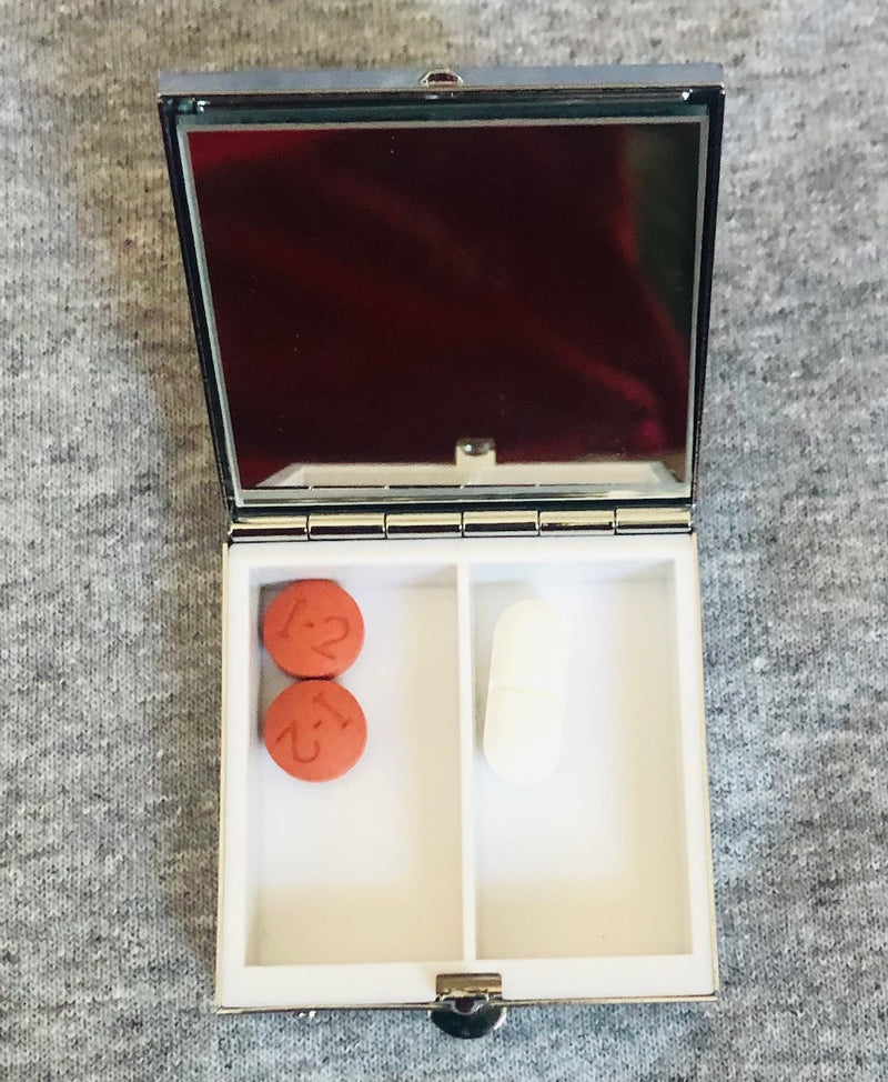 Penguin Pill Box (1 3/4" square)
