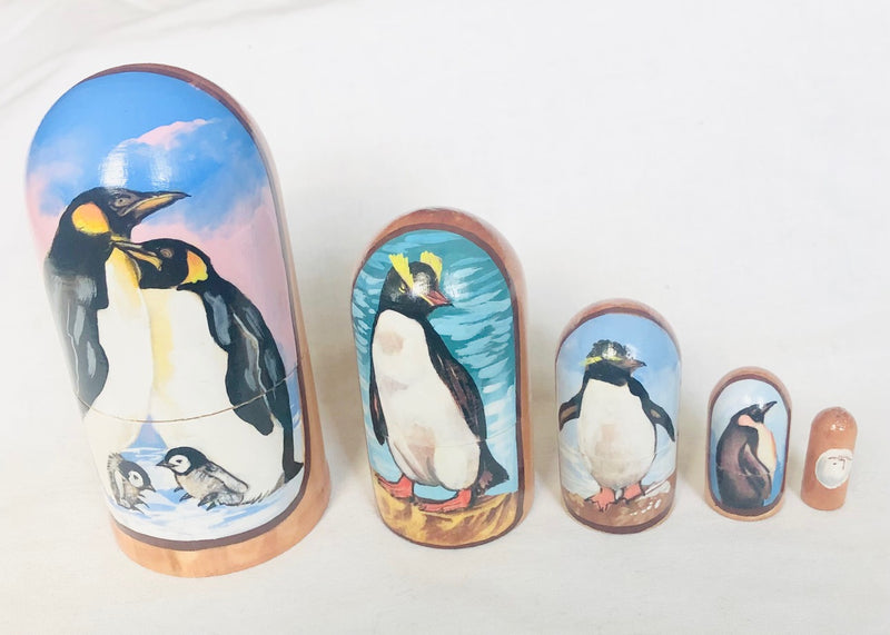 Elegant Hand Painted Nesting Penguin Dolls Set (4" Tall)