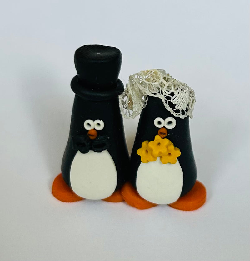 Mini Bride & Groom Penguin Figurine (1 1/2" Tall)