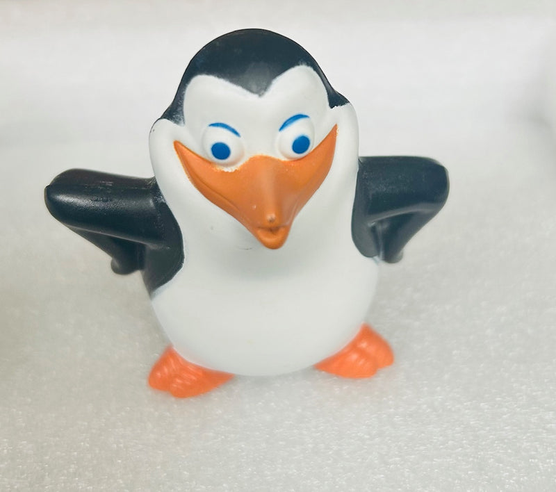 Penguins Of Madagascar Bath Toy (3" Tall)