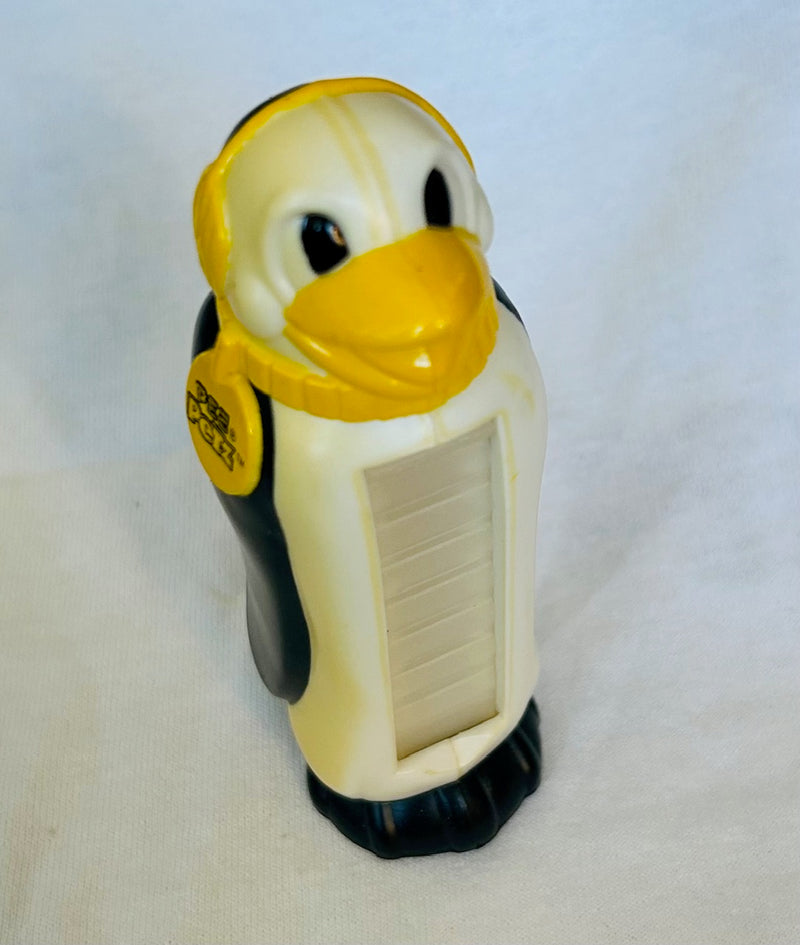 Penguin Pez Petz Dispenser (4" Tall)