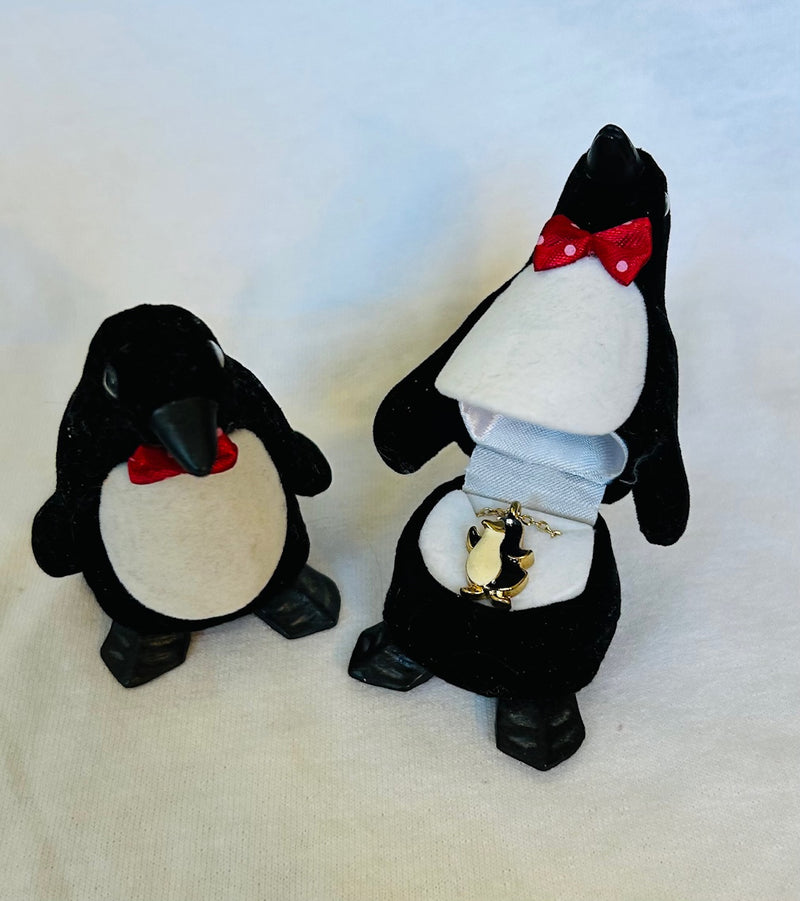 Velvet Penguin Pendant Holder (2 1/2" Tall)