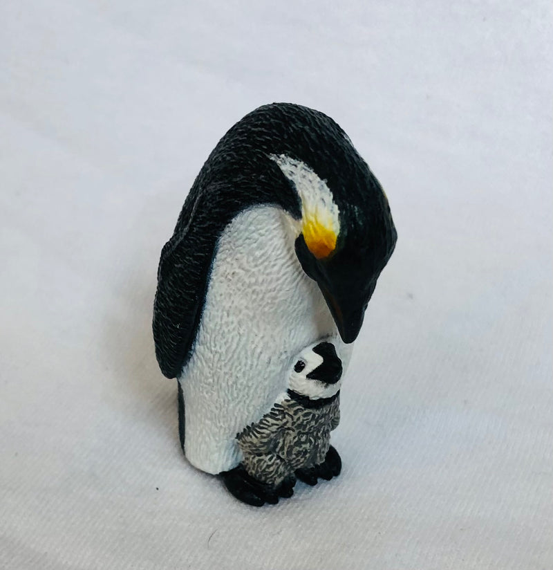Emperor Penguin & Chick Figurine (2 1/2" Tall)