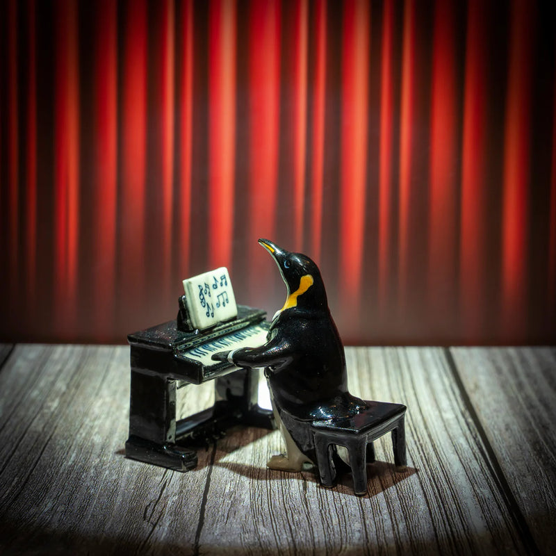 Penguin Upright Piano Player (2" tall)