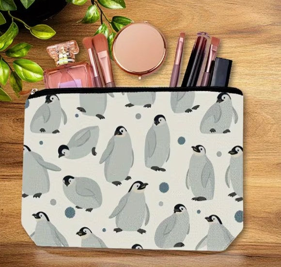 Penguin Chicks Make-Up / Travel (5" x 7")