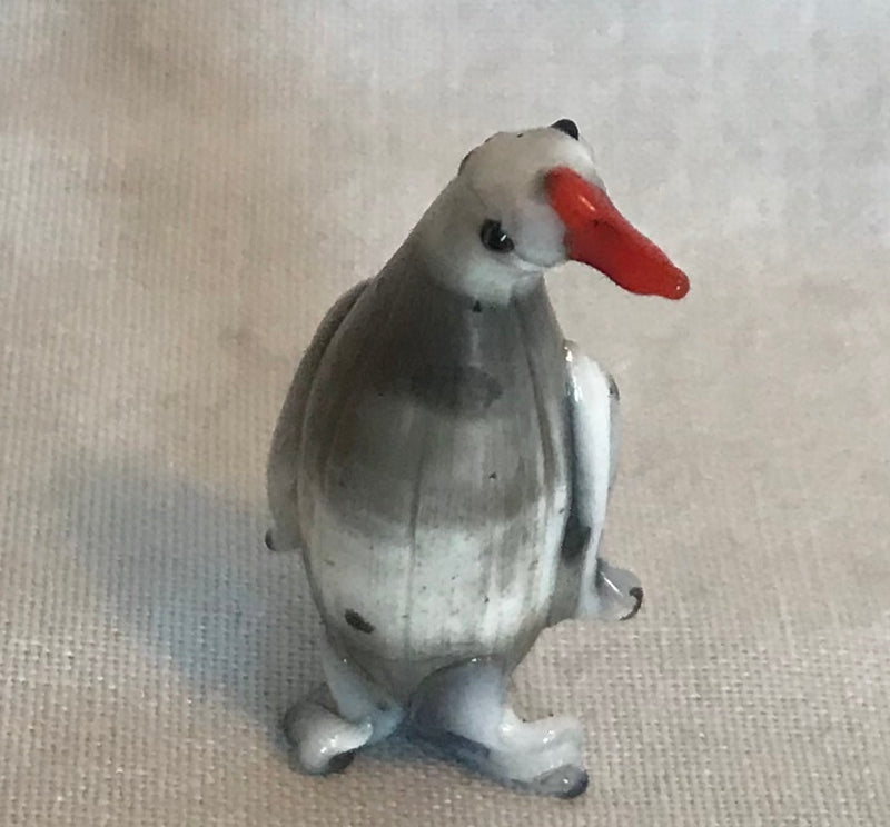 Glass Gray Art Penguin Figurine (1" Tall)